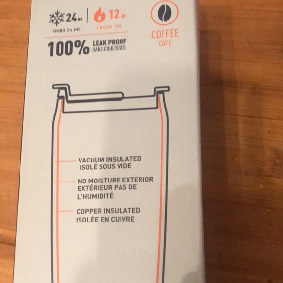 100 percent leak proof vacuum insulated coffee travel mug in box - Picture 2 of 3